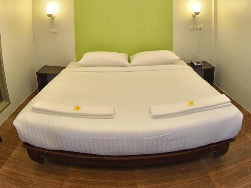 Sleep Hotel - Sha Certified 素叻他尼 外观 照片
